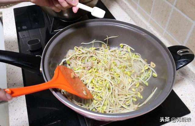 家常炒豆芽菜的做法大全（豆芽菜这样炒真叫一个香）(8)