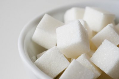 ​“糖高宗”一路狂飙后 2024 年糖价继续高位？