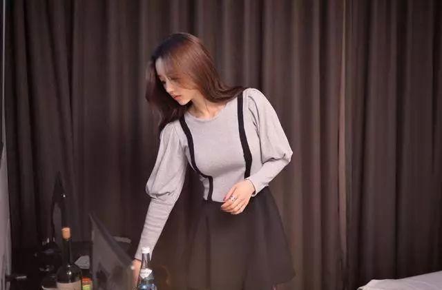 孙允珠情趣黑丝袜性感超短裙, 爽心悦目