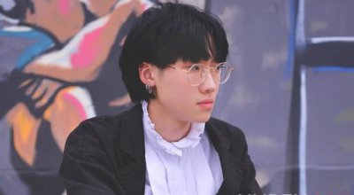 ​《明日之子》邓典是谁 邓典个人资料背景介绍