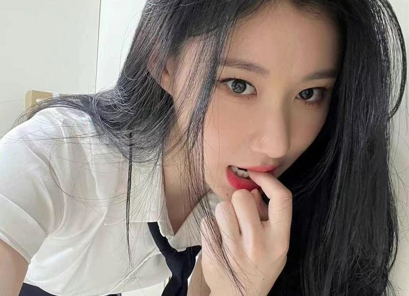 哥哥姐姐毕业文案(祝姐姐毕业快乐的文案)