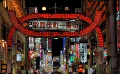 ​大批日本人定居中国，而且集中在这两座城市，这是为什么？