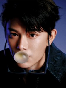 ​丁禹兮贵族气质与阳光帅气并存，纯粹青年男演员太圈粉