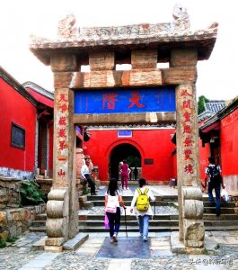 ​历史上曾香火旺盛的山东泰山红门宫、小泰山，是因什么而得名的呢