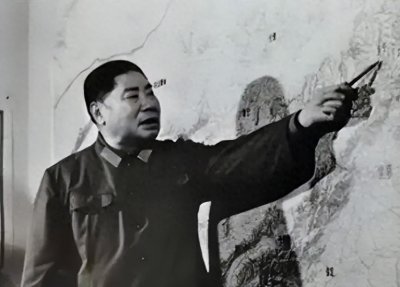 ​杨得志将军：从抗日烽火到抗美援朝，他如何成为共和国的钢铁脊梁