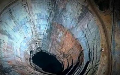 ​传闻苏联挖到了地狱？耗时23年下挖12262米，结果地球只破个皮