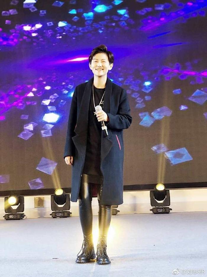 段林希自爆快女冠军后境况,让人意想不到,网友:最惨的一位了