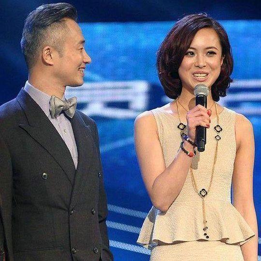 她曾是最美央视主持，为爱辞去央视工作做全职太太，如今生活幸福