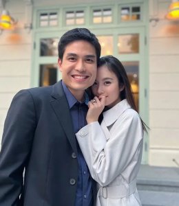 ​泰国最美变性人与富商结婚，然而全网都在关注这张照片！