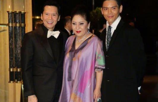 向华强70大寿场面壮大，刘德华最后压轴出场，一个细节暴露人品