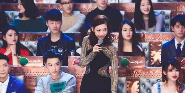 温雅翻脸门介绍(翟凌自己不要脸还讽刺别人)