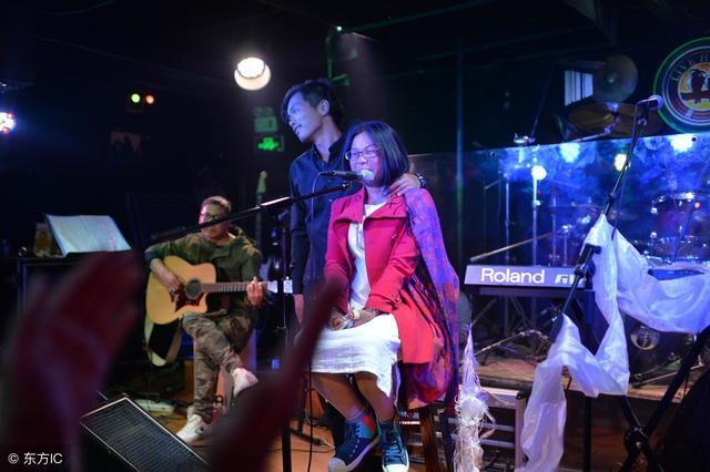 “企鹅病”妈妈赌上性命怀孕，孩子却遗传了她的病，只好忍痛引产