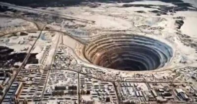 ​诡秘海底人可能真实存在 幽灵潜艇就是他们的产物