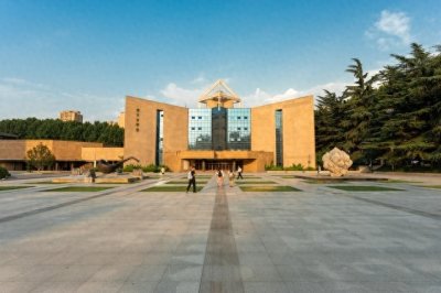 ​神童定居美国，14岁高考满分状元何碧玉现状如何？