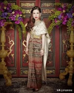 ​近亲结婚的父母真的害了朱拉蓬公主，古筝才女的落寞