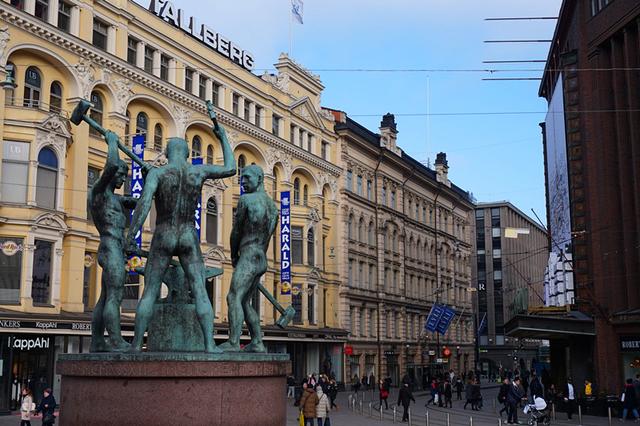 芬兰标志性建筑介绍（赫尔辛基芬兰首都）(20)