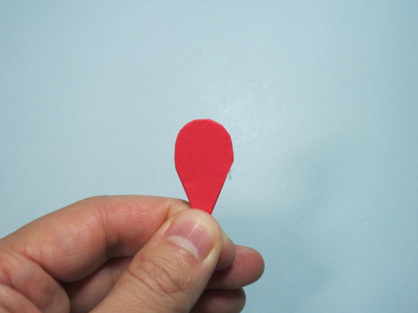 纸玫瑰花的折法(手工玫瑰花的折法步骤图解)