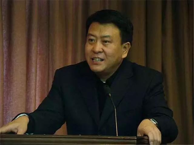 人物汽车杂志(年度汽车人物之十)(2)