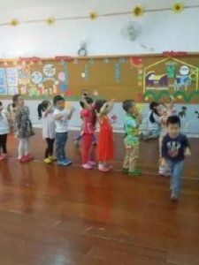 ​幼儿常规(幼儿常规教育教案)