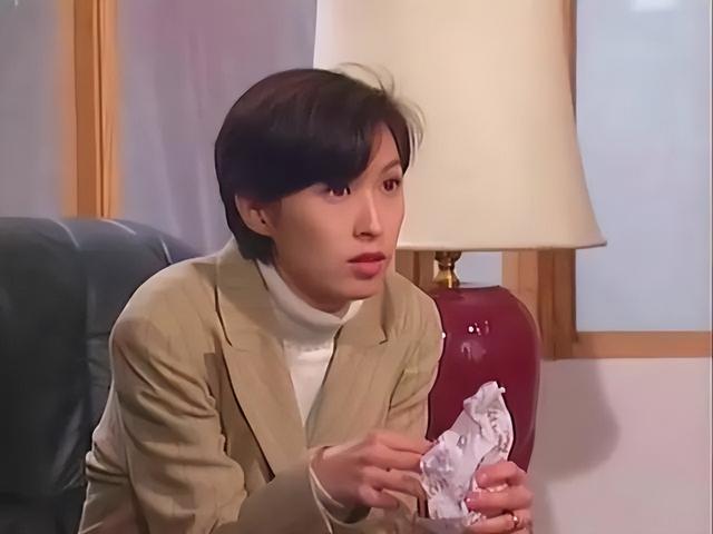 国字脸女明星发型短发（能驾驭短发造型的女星）(10)