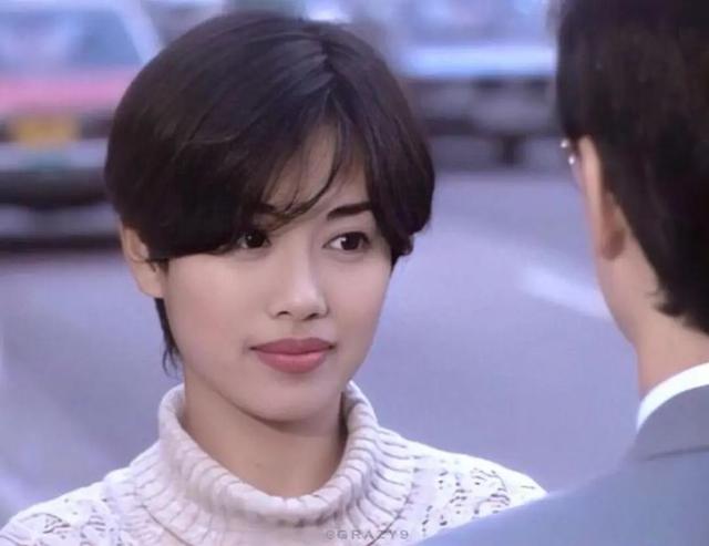 国字脸女明星发型短发（能驾驭短发造型的女星）(5)