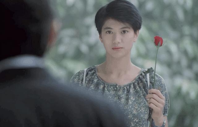 国字脸女明星发型短发（能驾驭短发造型的女星）(16)