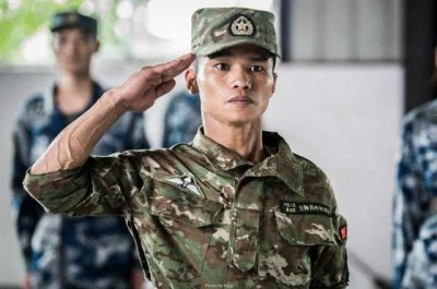 ​庄小龙：《战狼》里真正的特种兵，身高150cm，背景却相当不俗