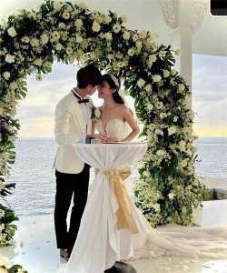 ​前TVB美女主持林泳淘补办婚礼，感动现场泪奔