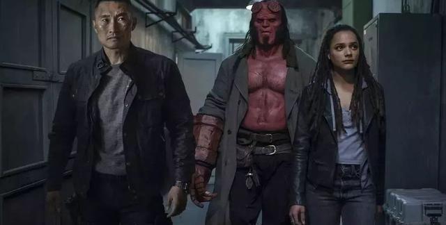 超级英雄电影的背后故事!口碑爆棚的《地狱男爵》惨被导演毁了