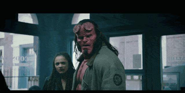 超级英雄电影的背后故事!口碑爆棚的《地狱男爵》惨被导演毁了