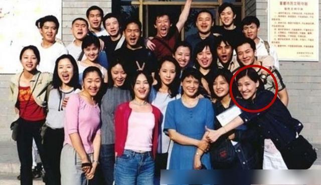 《和平饭店》里被吐槽嘴大,而她在公益上的时间,比拍戏时间还多