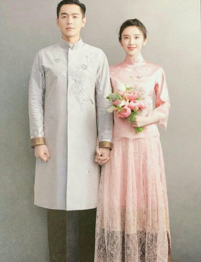 有种“婚纱照”叫张若昀唐艺昕，同款笑容，满屏的“夫妻相”