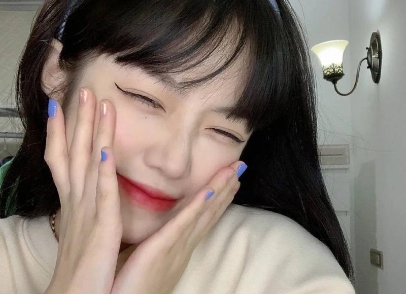 相亲对象天天联系，现在两天没联系了，我应该主动联系吗