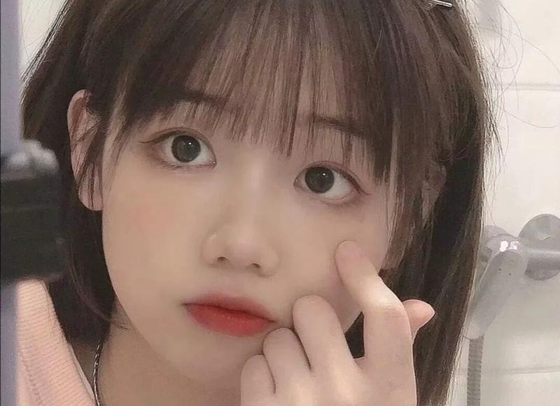 一只手能握住的是B还是C?ABCD罩杯的大小是多少? 一只手能握住的是B还是C?ABCD罩杯的大小是多少?