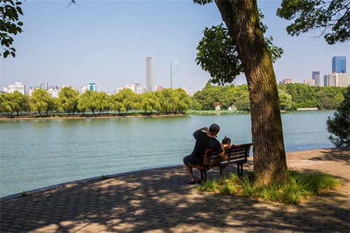 长沙烈士公园，环境好还免费，恋爱圣地：）全国十大城市公园之一