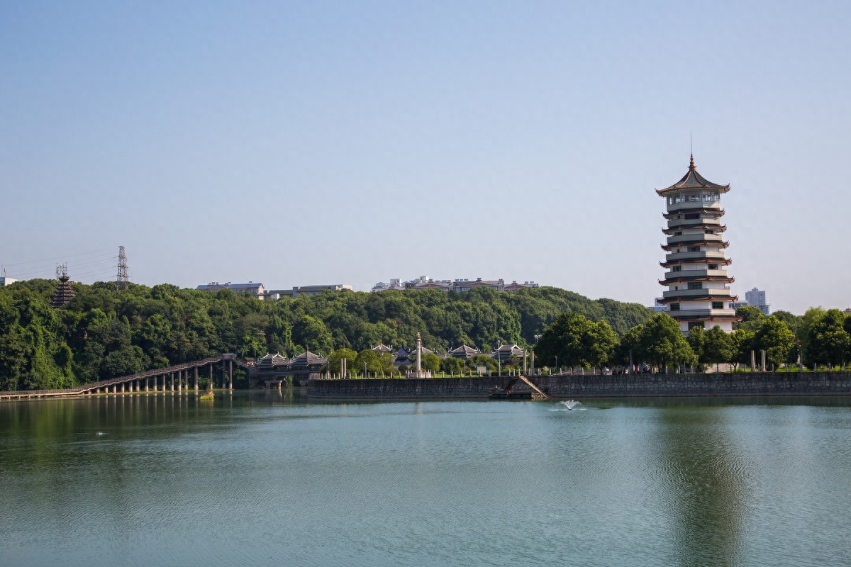 长沙烈士公园，环境好还免费，恋爱圣地：）全国十大城市公园之一