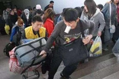 ​小本创业无需门面，4个小城市稀缺项目，穷人翻身的不二出路！