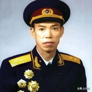 ​1955年首次授衔：177位开国中将名单大全，附各自戎装（三）