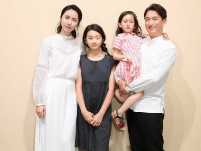 ​秦昊女儿小米粒“女大十八变”，越大越像伊能静，富养女的新高度