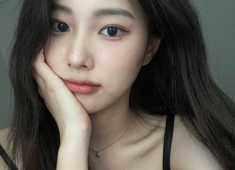 男子以没时间谈恋爱为理由拒绝女子追求，女子：我可以给你零花钱