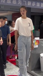 ​张常宁又被网暴，为爱犬庆祝生日，花64元，澄清一切