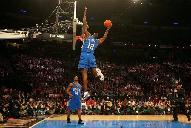 现役NBA摸高最高的前5大球星！强如詹姆斯仅排第5，第一实在太强