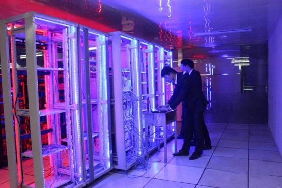 如今年轻人学什技术好：请问现在年轻人学什么技术好