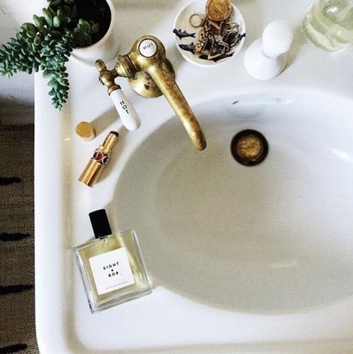 早晨30分钟快速消除脸部水肿的方法