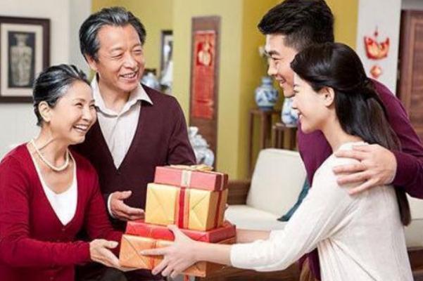 见家长意味着什么 见家长穿什么衣服合适 见家长意味着什么 见家长穿什么衣服合适