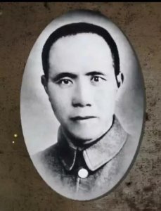 ​何基沣：卧底国军10年，老蒋赐他中正剑，起义葬送黄百韬10万大军