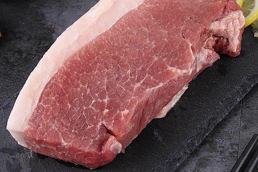 六七十年代过年走亲戚,一般都拿什么礼物?