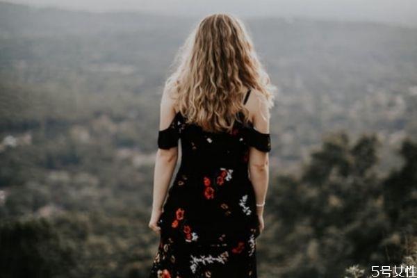 面对冷暴力该怎么解决 聪明的女人对付冷暴力的男人 面对冷暴力该怎么解决 聪明的女人对付冷暴力的男人