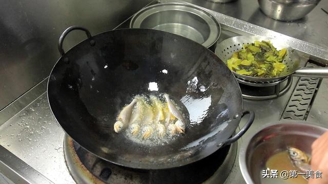 小黄鱼酥脆做法大全（小黄鱼不炸也好吃）(6)