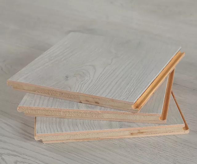 如何正确选购木地板（选购木地板别再交智商税了）(9)